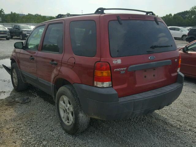 1FMYU03176KA22033 - 2006 FORD ESCAPE XLT RED photo 3