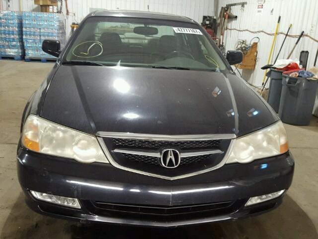 19UUA56683A091252 - 2003 ACURA 3.2TL BLACK photo 9