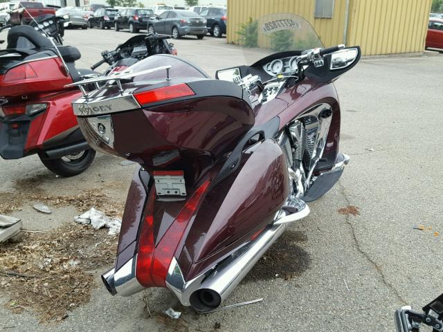 5VPSD36D193001678 - 2009 VICTORY MOTORCYCLES VISION TOU MAROON photo 4