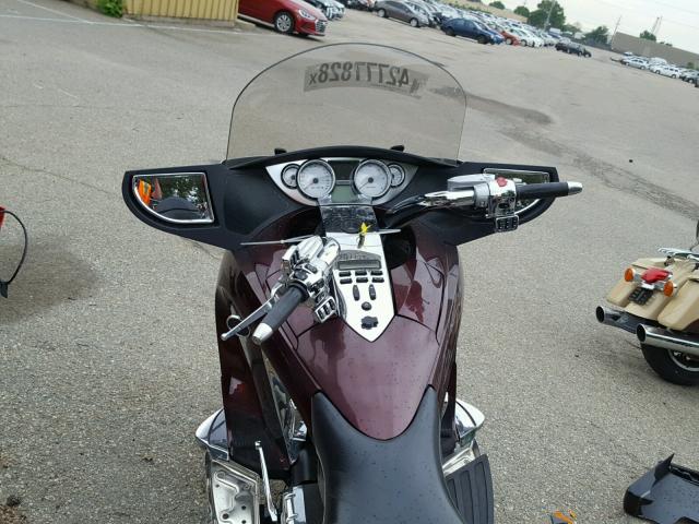 5VPSD36D193001678 - 2009 VICTORY MOTORCYCLES VISION TOU MAROON photo 5