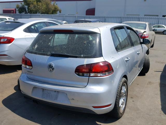 WVWDB7AJ6AW337704 - 2010 VOLKSWAGEN GOLF SILVER photo 4