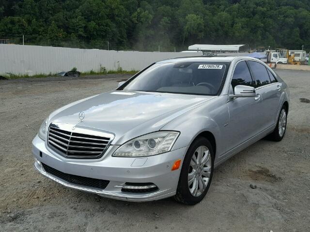 WDDNG9FB5AA283365 - 2010 MERCEDES-BENZ S 400 SILVER photo 2