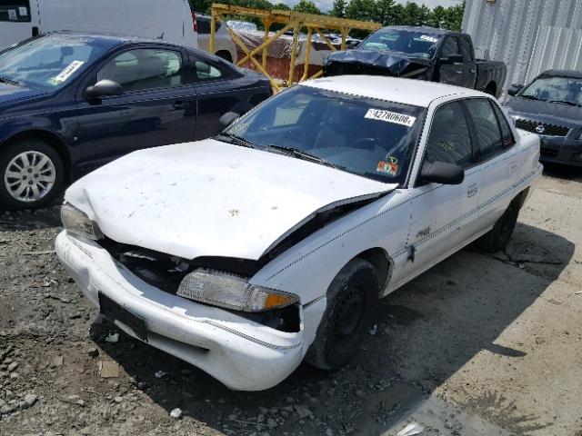 1G4NJ52M2VC408677 - 1997 BUICK SKYLARK GR WHITE photo 2