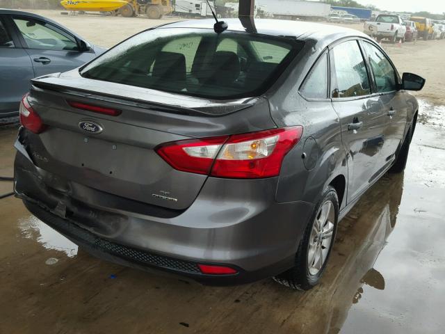 1FAHP3F22CL466157 - 2012 FORD FOCUS SE GRAY photo 4