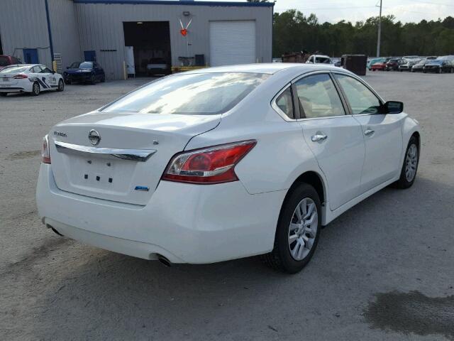 1N4AL3APXDN561331 - 2013 NISSAN ALTIMA 2.5 WHITE photo 4