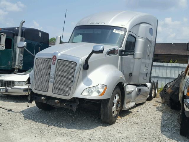 1XKYDP9XXDJ362860 - 2013 KENWORTH CONSTRUCTI SILVER photo 2