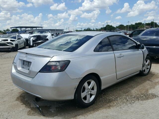 2HGFG12816H544124 - 2006 HONDA CIVIC EX SILVER photo 4