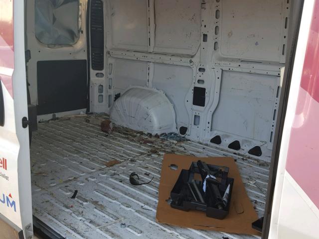 3C6TRVAG3HE531456 - 2017 RAM PROMASTER 白色 照片 9