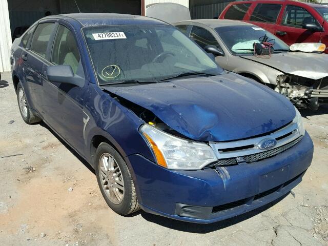 1FAHP35N38W207596 - 2008 FORD FOCUS SE BLUE photo 1