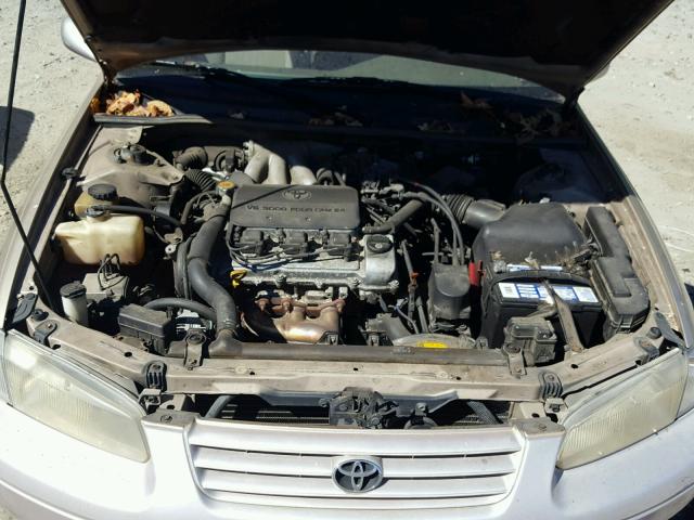 JT2BF28KXW0090607 - 1998 TOYOTA CAMRY LE 白色 照片 6