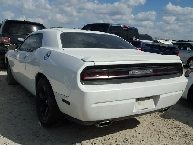 2C3CDYBT3CH293906 - 2012 DODGE CHALLENGER WHITE photo 3