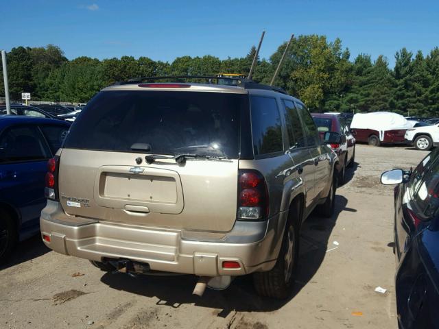 1GNDT13S462334631 - 2006 CHEVROLET TRAILBLAZE TAN photo 4