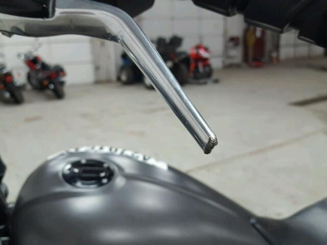 5VPLB36N6F3039356 - 2015 VICTORY MOTORCYCLES GUNNER Boz foto 15