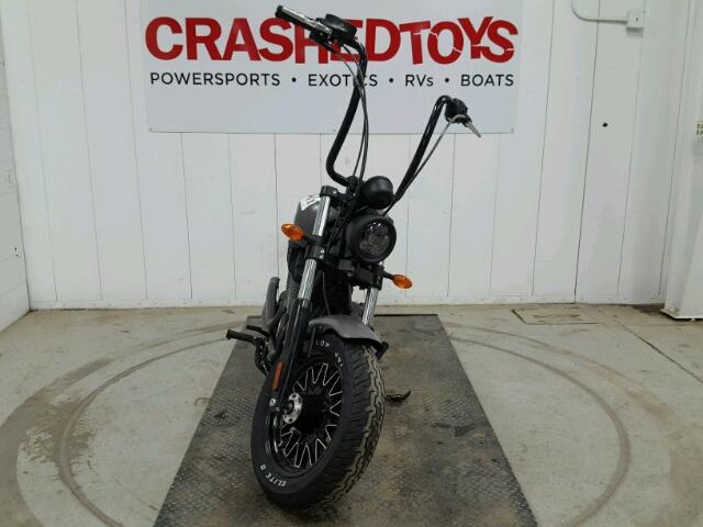 5VPLB36N6F3039356 - 2015 VICTORY MOTORCYCLES GUNNER Boz foto 2