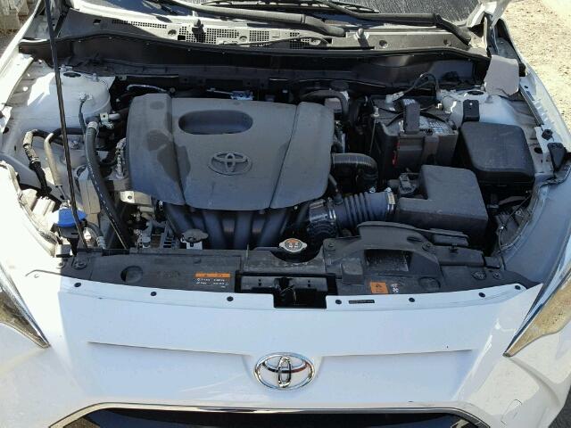 3MYDLBYV6HY173030 - 2017 TOYOTA YARIS IA WHITE photo 7