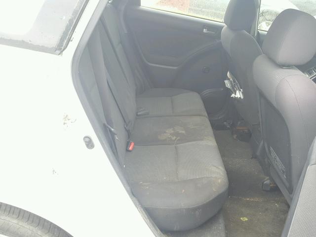 2T1KR32E73C037601 - 2003 TOYOTA MATRIX 白色 照片 6