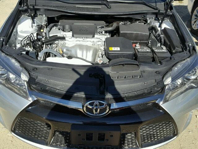 4T1BF1FK8HU411331 - 2017 TOYOTA CAMRY LE GRAY photo 7