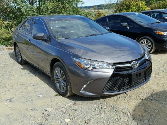 4T1BF1FK4HU430345 - 2017 TOYOTA CAMRY LE GRAY photo 1