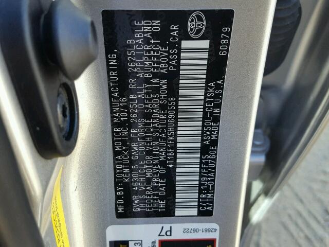 4T1BF1FK5HU690558 - 2017 TOYOTA CAMRY LE ვერცხლისფერი ფოტო 10