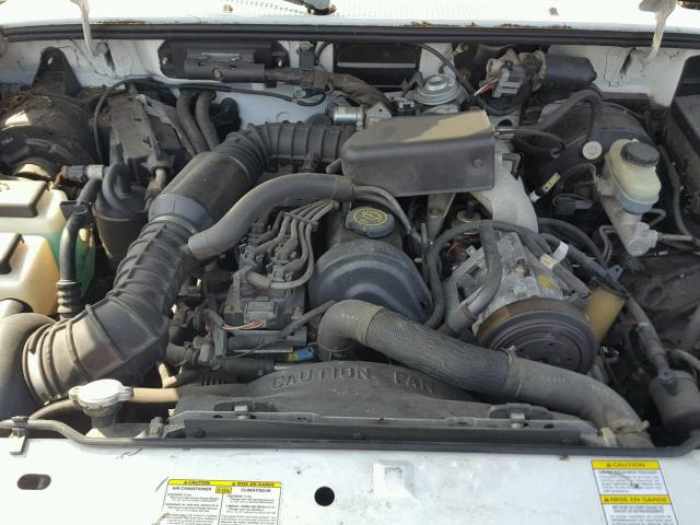 4F4CR16A6VTM24837 - 1997 MAZDA B2300 CAB WHITE photo 7