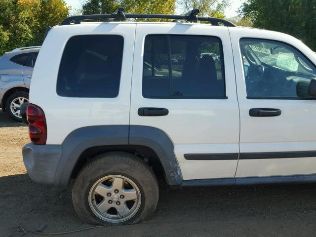 1J4GL48K57W695242 - 2007 JEEP LIBERTY SP WHITE photo 9