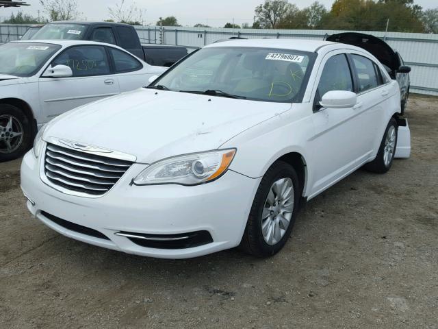 1C3CCBAB5EN194720 - 2014 CHRYSLER 200 LX WHITE photo 2