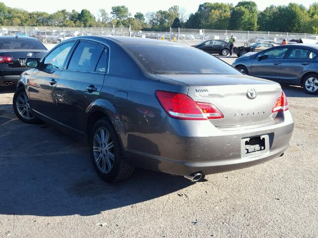 4T1BK36B56U086769 - 2006 TOYOTA AVALON XL GRAY photo 3