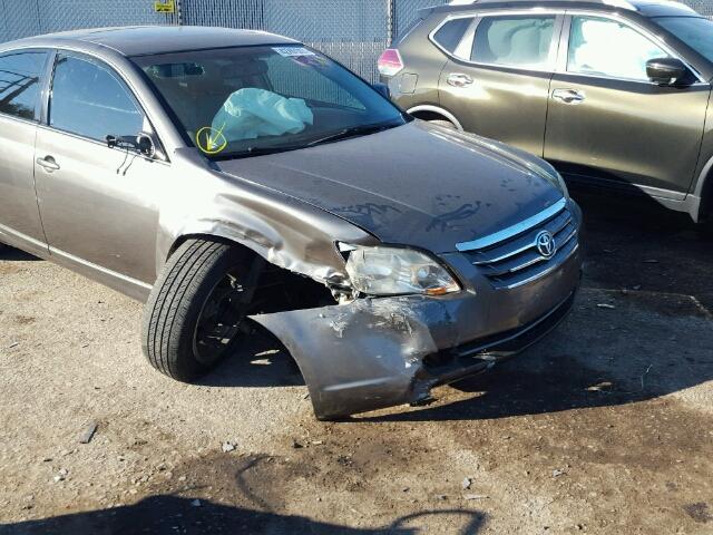 4T1BK36B56U086769 - 2006 TOYOTA AVALON XL GRAY photo 9