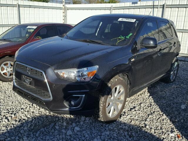 4A4AP4AU2EE028541 - 2014 MITSUBISHI OUTLANDER BLACK photo 2