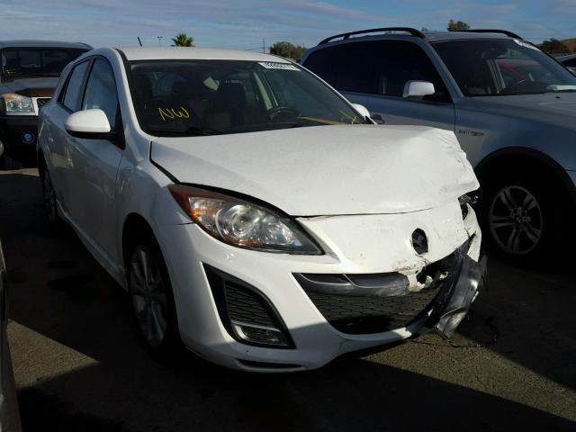 JM1BL1K67B1393175 - 2011 MAZDA 3 S WHITE photo 1