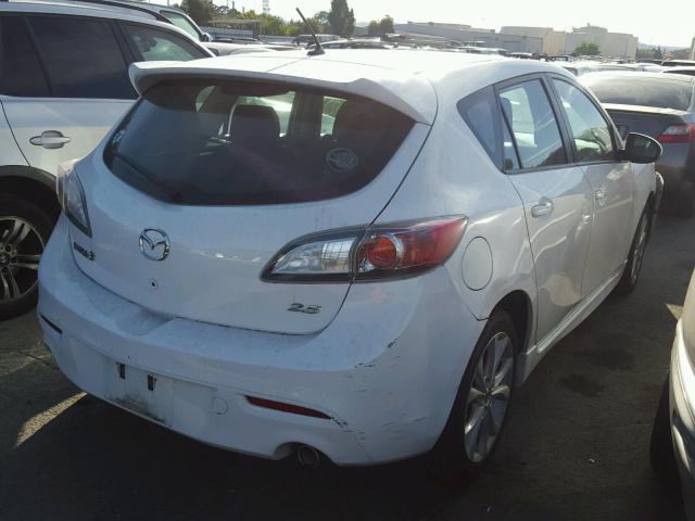 JM1BL1K67B1393175 - 2011 MAZDA 3 S WHITE photo 4