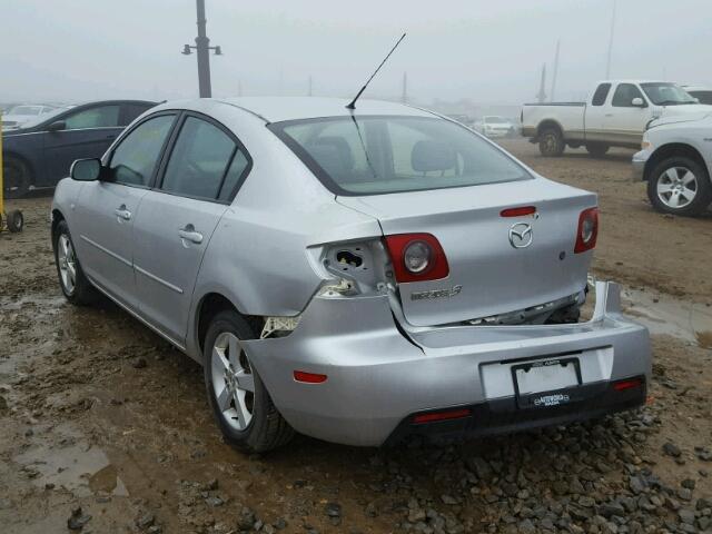 JM1BK12F361483027 - 2006 MAZDA 3 I SILVER photo 3