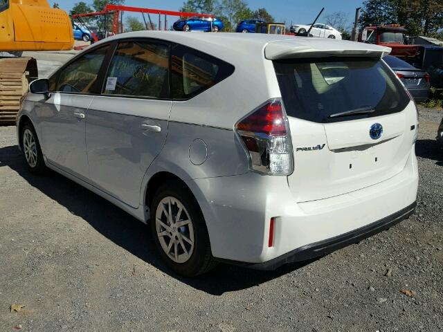 JTDZN3EU4HJ057121 - 2017 TOYOTA PRIUS V WHITE photo 3