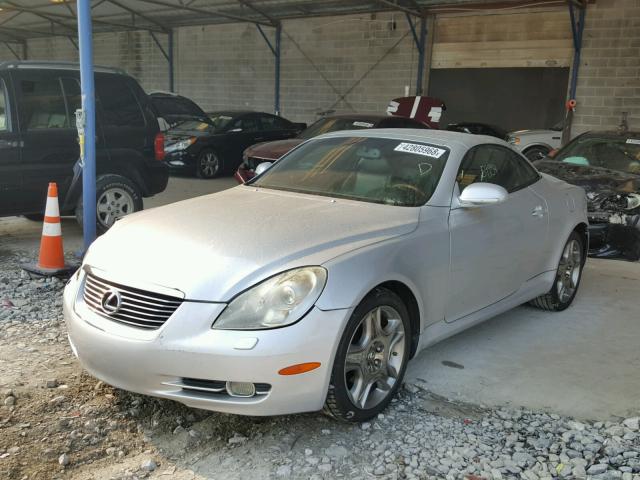 JTHFN45Y889017331 - 2008 LEXUS SC 430 SILVER photo 2