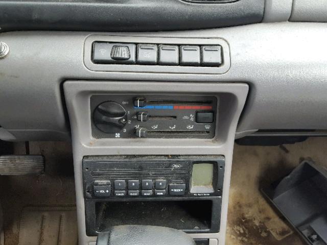 KNJLT05H9V6221794 - 1997 FORD ASPIRE WHITE photo 9