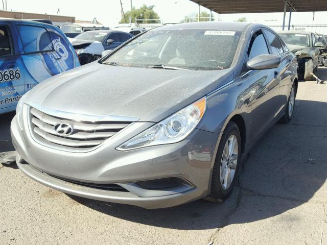 5NPEB4AC5DH744623 - 2013 HYUNDAI SONATA GLS GRAY photo 2