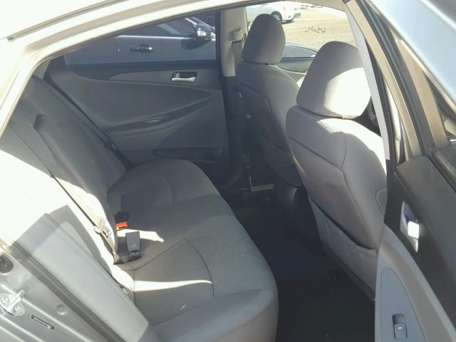 5NPEB4AC5DH744623 - 2013 HYUNDAI SONATA GLS GRAY photo 6