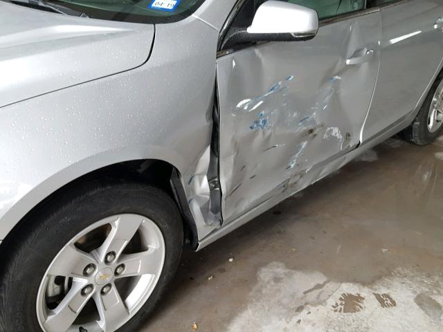 1G11C5SAXDF319027 - 2013 CHEVROLET MALIBU 1LT ვერცხლისფერი ფოტო 9
