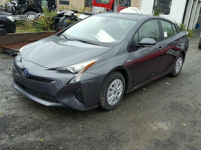 JTDKBRFU3H3040147 - 2017 TOYOTA PRIUS GRAY photo 2