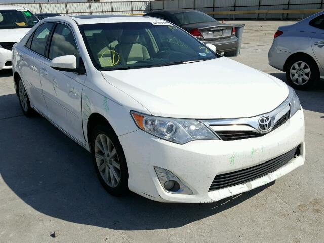 4T4BF1FK4ER375963 - 2014 TOYOTA CAMRY L WHITE photo 1