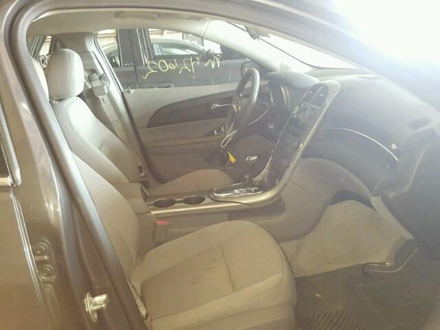 1G11B5SA7DF220412 - 2013 CHEVROLET MALIBU LS ნაცრისფერი ფოტო 5