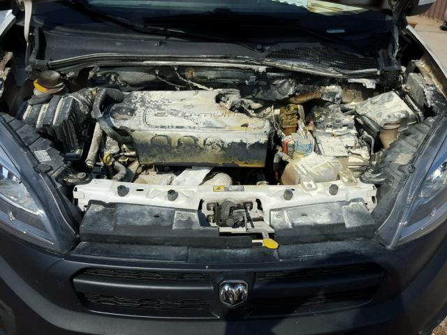 ZFBERFAB9H6D34198 - 2017 RAM PROMASTER 白色 照片 7