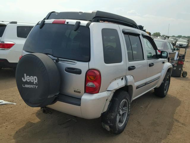 1J4GL38K34W109997 - 2004 JEEP LIBERTY RE SILVER photo 4
