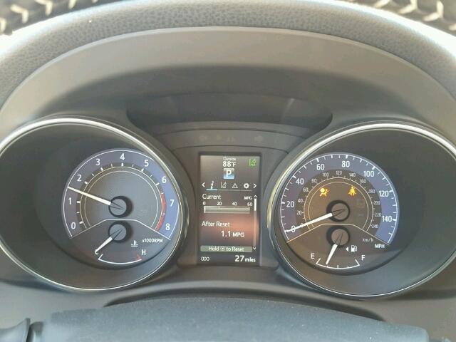 JTNKARJE9HJ548763 - 2017 TOYOTA COROLLA IM SILVER photo 8