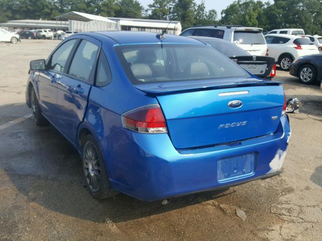 1FAHP3GN6AW263583 - 2010 FORD FOCUS SES BLUE photo 3