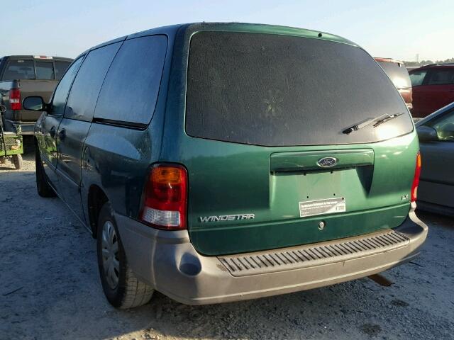 2FMZA50432BA39909 - 2002 FORD WINDSTAR L GREEN photo 3