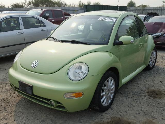 3VWCR31C55M416219 - 2005 VOLKSWAGEN NEW BEETLE მწვანე ფოტო 2