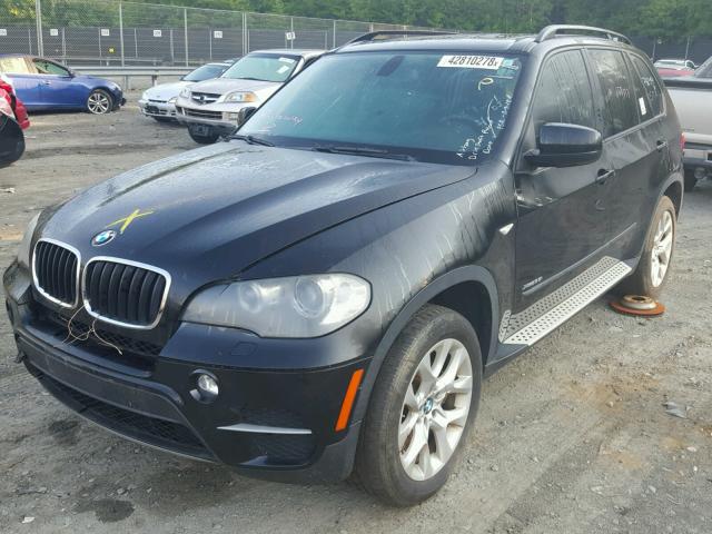 5UXZV4C50BL738954 - 2011 BMW X5 XDRIVE3 BLACK photo 2