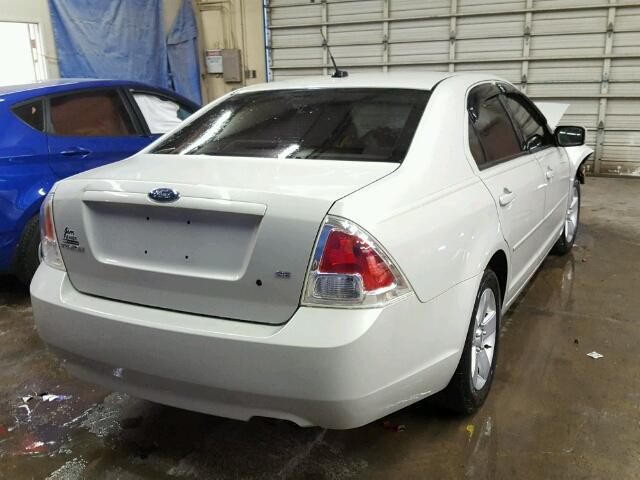 3FAHP07Z78R103890 - 2008 FORD FUSION SE CREAM photo 4