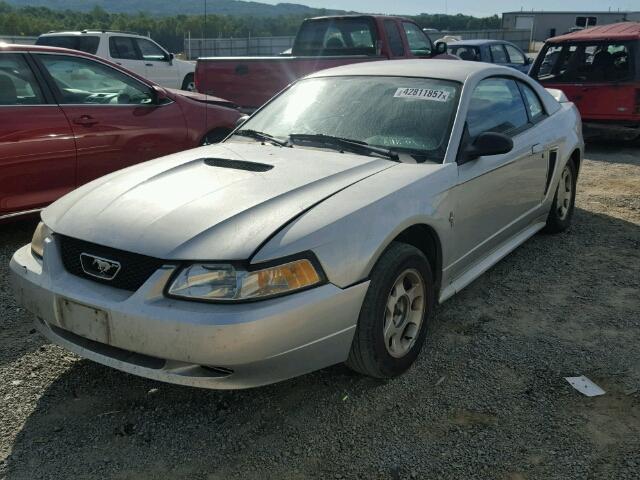 1FAFP4045YF114705 - 2000 FORD MUSTANG SILVER photo 2